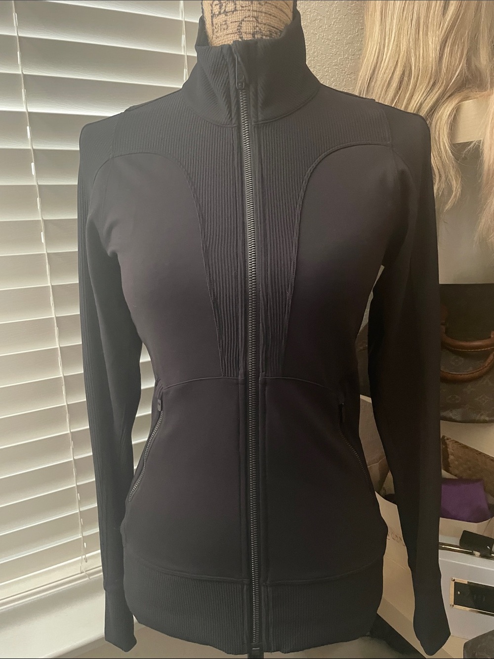 NWOT Lululemon Black Zip-Up Women's Athletic Jacket